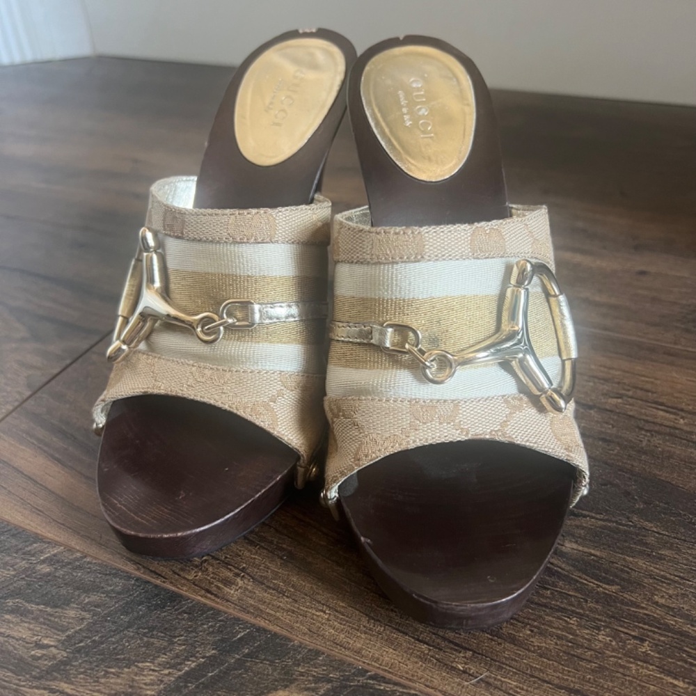 Gucci Beige GG Canvas Icon Clog Sandals